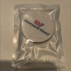 Vineyard Vines Popsocket
